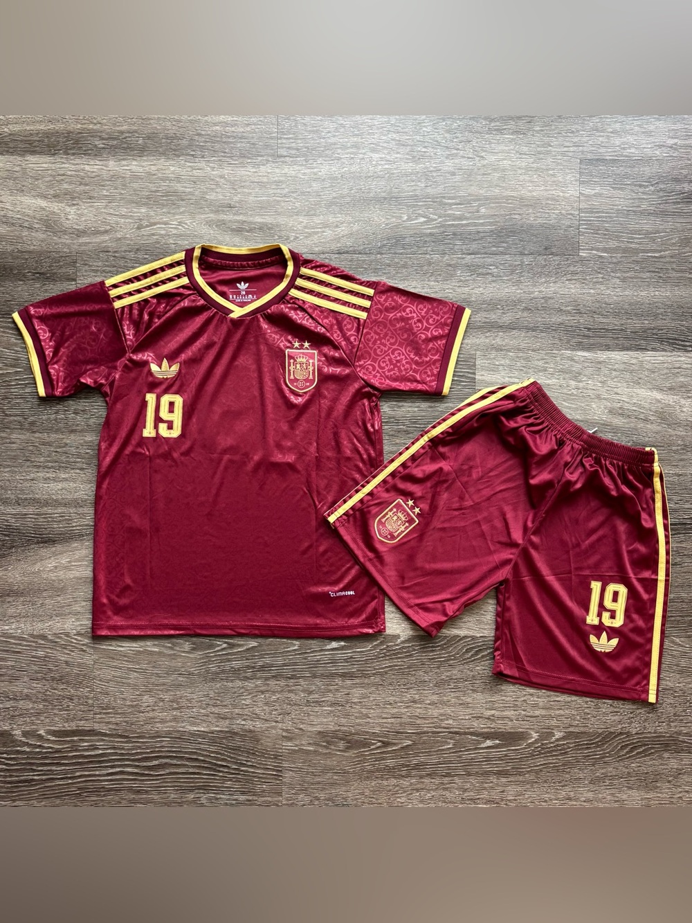 Spain 2024/25 Home Lamine Yamal #19 Jersey & Shorts Set Youth Size Large
